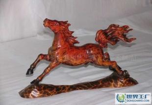 東北特色手工工藝品 仿古實木雕刻馬的藝術魅力與文化內涵